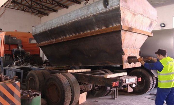 "Azəravtoyol" xüsusi təyinatlı yol texnikaları üçün avadanlıq istehsalına başlayıb