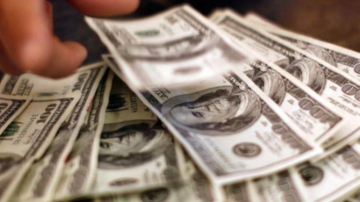 Banklarda Dollar və Avronun alış-satış qiymətləri - SİYAHI