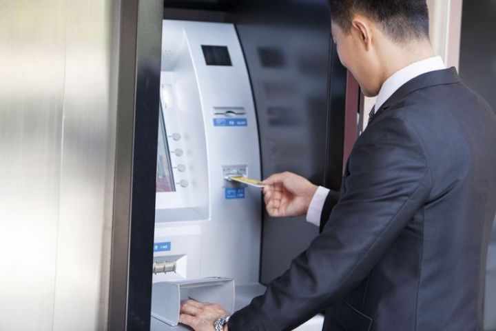 Orta aylıq əmək haqqı açıqlandı