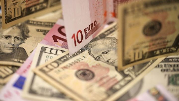 Rəsmi məzənnələr açıqlandı