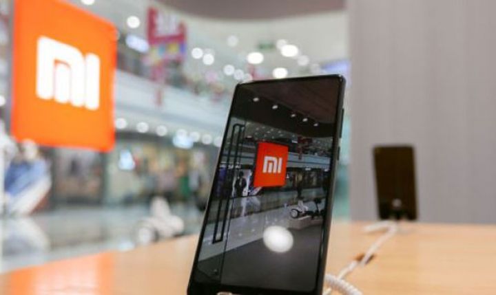 Ən böyük dördüncü ağıllı telefon istehsalçısı birjada satılacaq