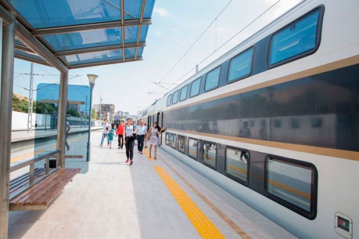 Bayram günlərində 25 minə yaxın sərnişin daşıyıb