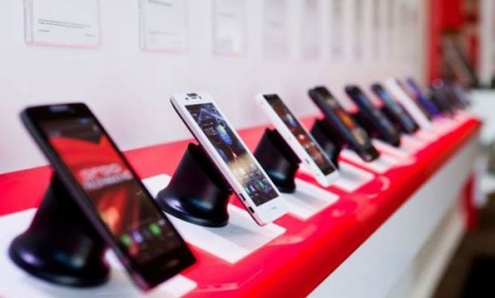 Azərbaycana mobil telefon idxalında böyük artım