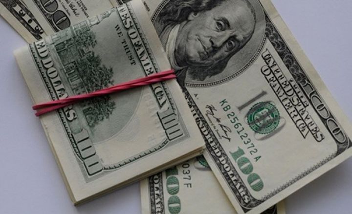 Dolların bazar ertəsinə olan rəsmi məzənnəsi açıqlandı