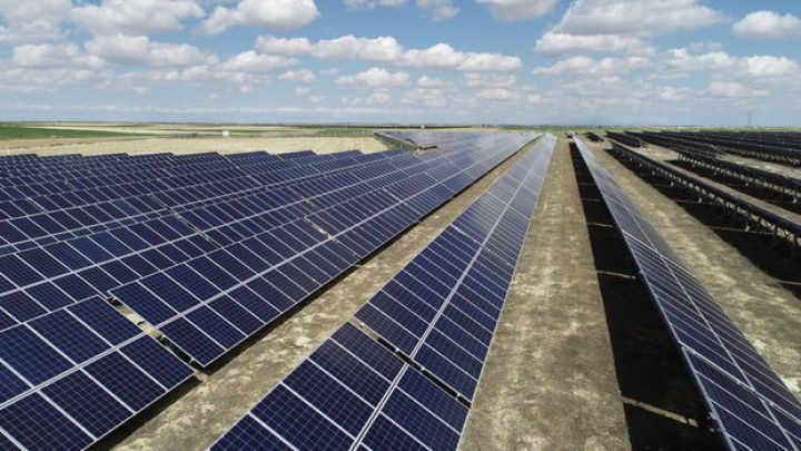 Yaponiya böyük günəş elektrik stansiyası üçün kredit təmin edəcək