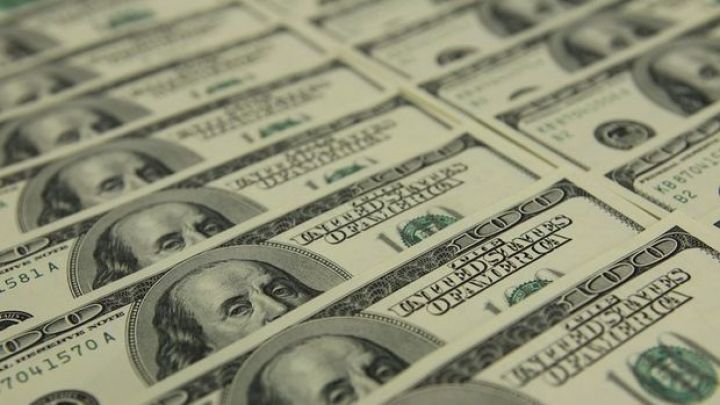 Amerikalıların borcu 1,1% artaraq 14 trilyon dolları keçib