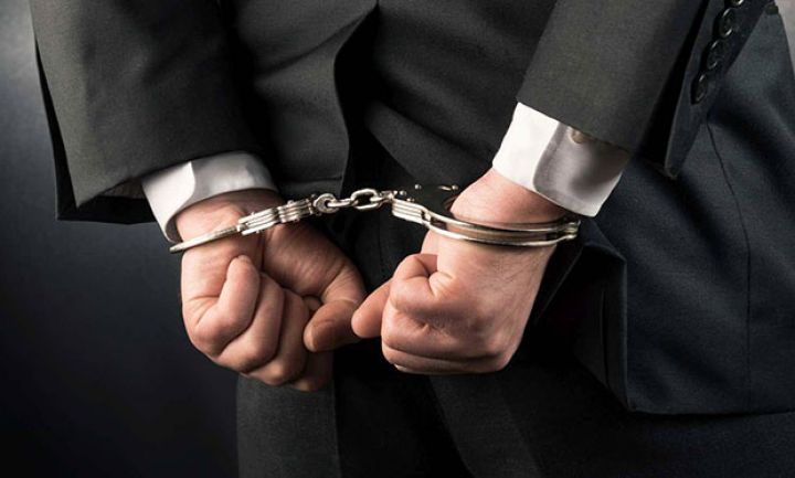 Dövlət  şirkəti filialının direktoru rüşvətə görə tutuldu