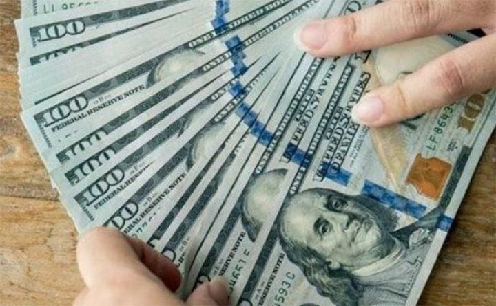 Dolların bazar ertəsinə olan rəsmi məzənnəsi açıqlandı