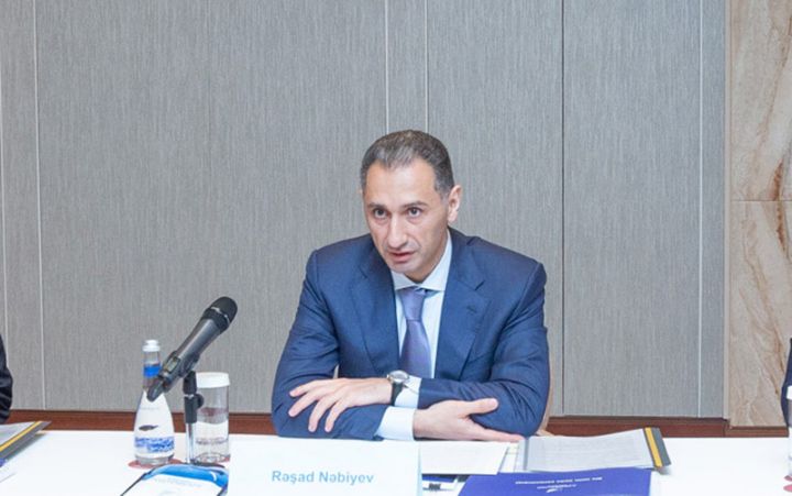 Nəqliyyat, rabitə və yüksək texnologiyalar nazirinə daha bir vəzifə tapşırıldı