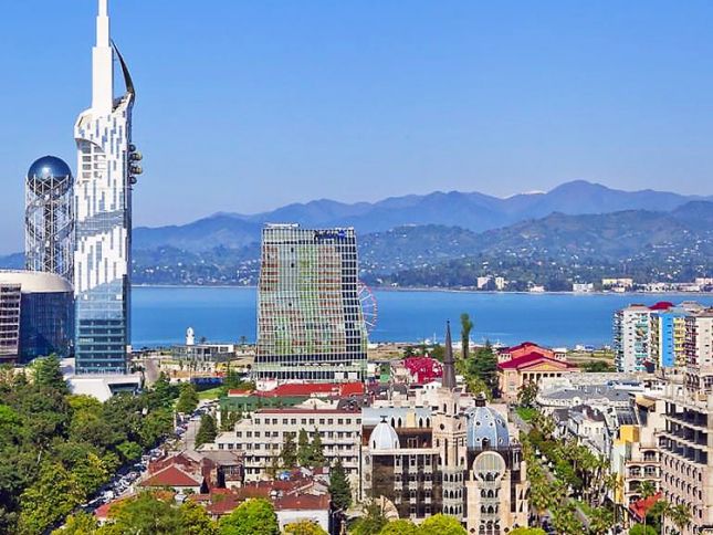 Mütəxəssislər Batumidə istirahət etməyi məsləhət görmürlər