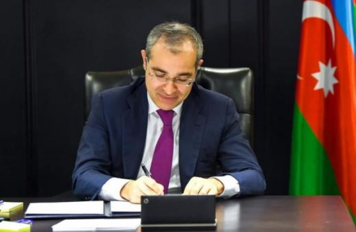 "Bu il büdcəyə vergi daxilolmaları 2 milyard manatı ötüb"
