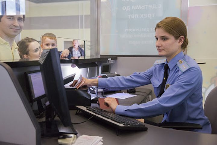 Putin Rusiyaya giriş və çıxış üçün yeni bir prosedur hazırlamağı tapşırıb