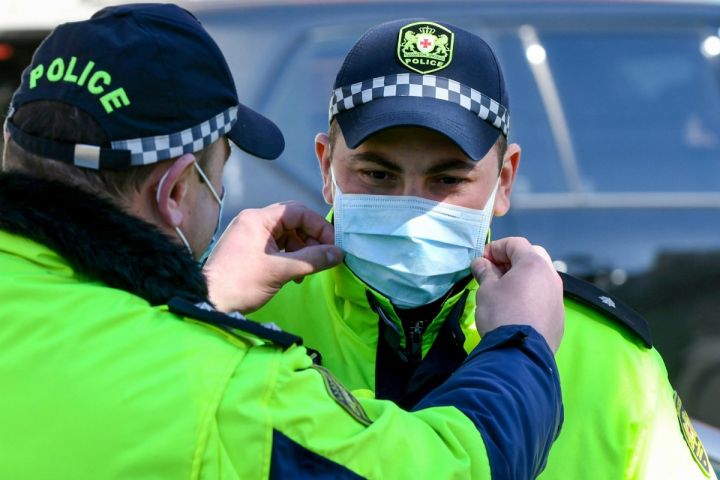 Gürcüstan karantin rejiminin müddətini uzatdı