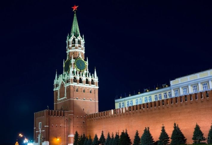 Vladimir Putin yalnız iki Avropa liderini Yeni il münasibətilə təbrik edib