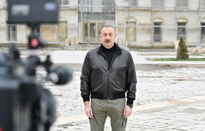 "Hər gün daş üstə bir daş qoyulur" - İlham Əliyevin müraciəti