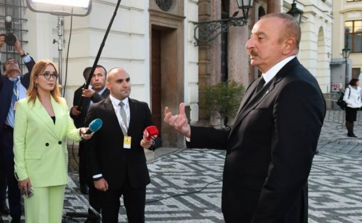 "Paşinyandan "bizə avtomobil yolu üçün marşrut verin" müraciətimə yenə də cavab ala bilmədim"