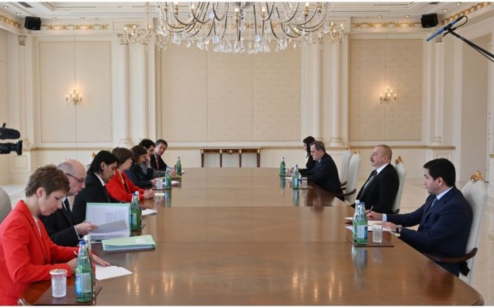 İlham Əliyev Fransanın Avropa və xarici işlər nazirini qəbul edib