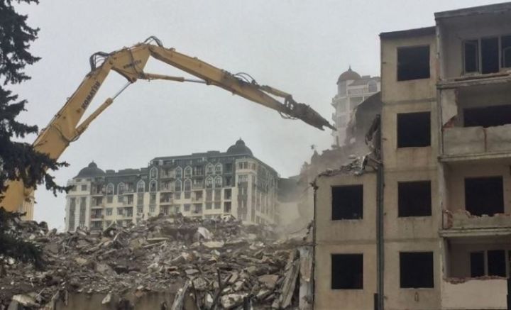 “Kubinka”da qəzalı evlərin yerinə MÜASİR KOMPLEKS – VİDEO