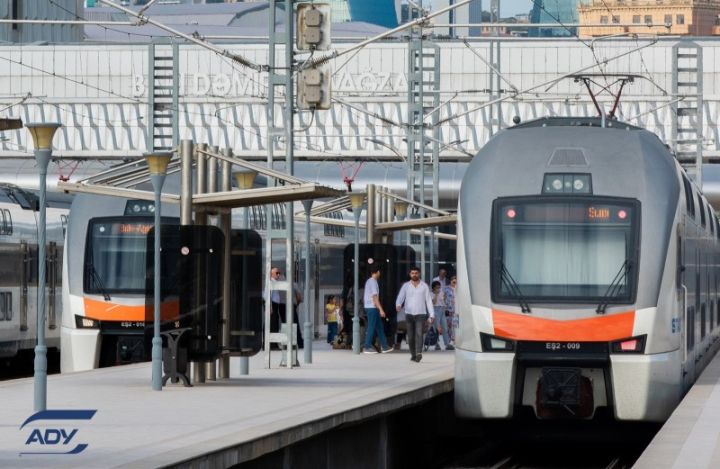 ADY: “Zəlzələdən sonra qatarların hərəkəti qrafik üzrə tam bərpa olunub”