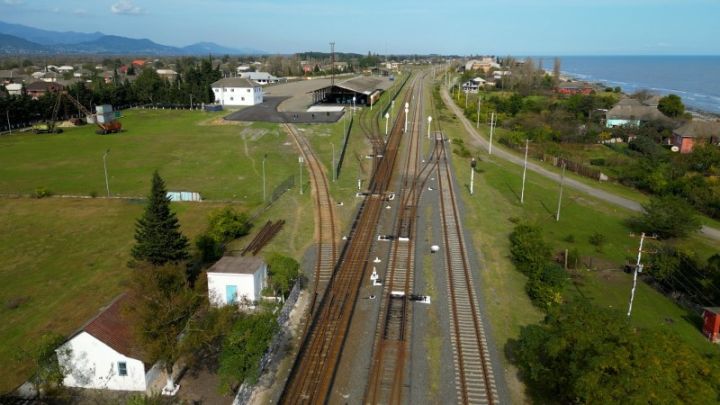 Bakı-Tbilisi-Qars dəmir yolu xəttinin tam gücü ilə nə vaxt işə düşəcəyi açıqlanıb