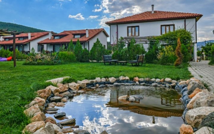 Yay fəsli ərəfəsində Bakıətrafı ərazilərdə bağ evləri bahalaşıb