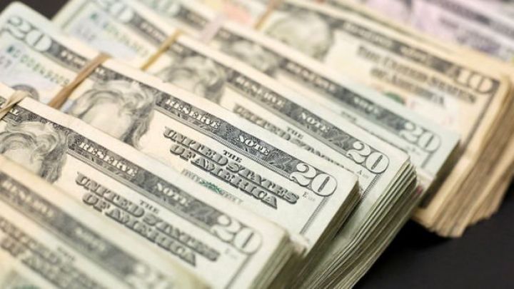 Bazar ertəsinin rəsmi məzənnəsi müəyyən edilib