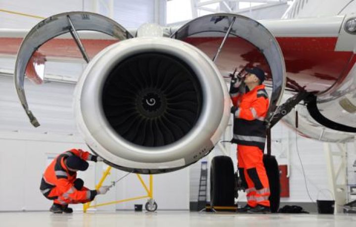 Rusiya ehtiyat hissələri üçün təyyarələri sökür