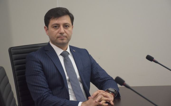 "Birjada məsləhət tam ödənişsizdir, şirkətlər üçün daha aşağı faizlə borclanmaq imkanı var"- MÜSAHİBƏ