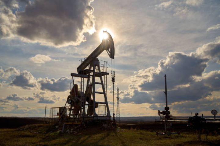 Azərbaycan neftinin qiyməti 102 dollara yaxınlaşır