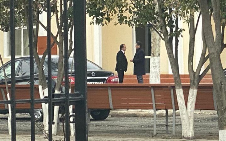 Prokurorluq əməkdaşları Kollecdə əməliyyat keçirir