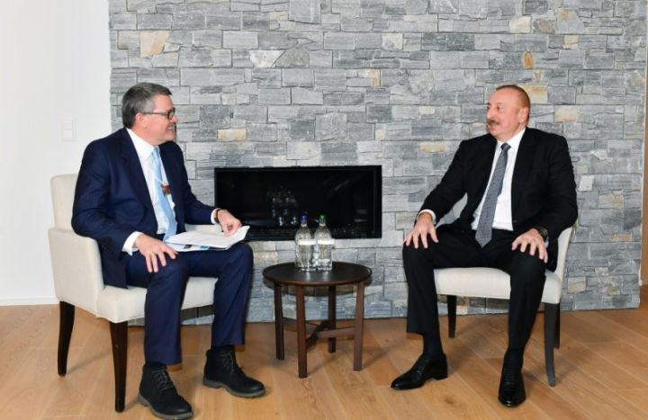 Əliyev “CISCO” şirkətinin vitse-prezidenti ilə görüşüb