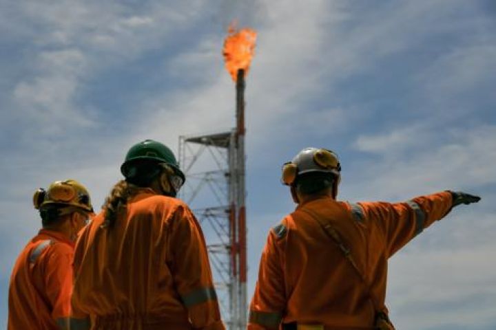 Dünya nadir metal ehtiyatlarının 72%-i BRICS-in payına düşür