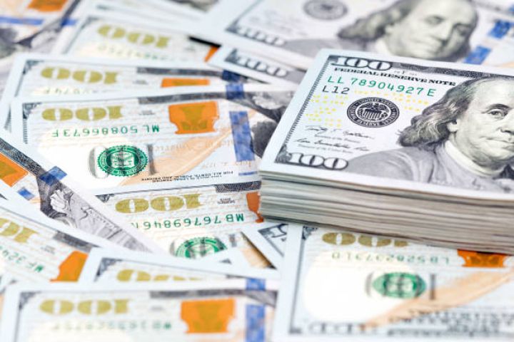 Azərbaycanın strateji valyuta ehtiyatları 70 milyard dollara yaxınlaşıb