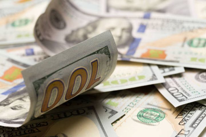 Neft və qaz qiymətlərinin kəskin düşməsi və bir ilindən artıq aşağı qalması Azərbaycan üçün bədbin ssenaridir