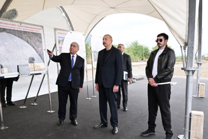 Prezident Ağdam-Əsgəran-Xocalı-Xankəndi yolunda görülən işlərlə tanış olub