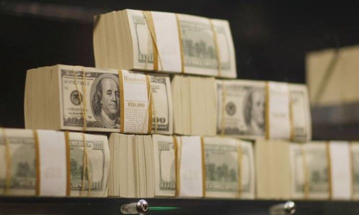 Dolların bazar ertəsinə olan rəsmi məzənnəsi açıqlandı