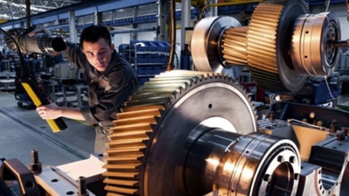 0,7 faiz azalma 10,7 faiz artımın 10 bəndini silib