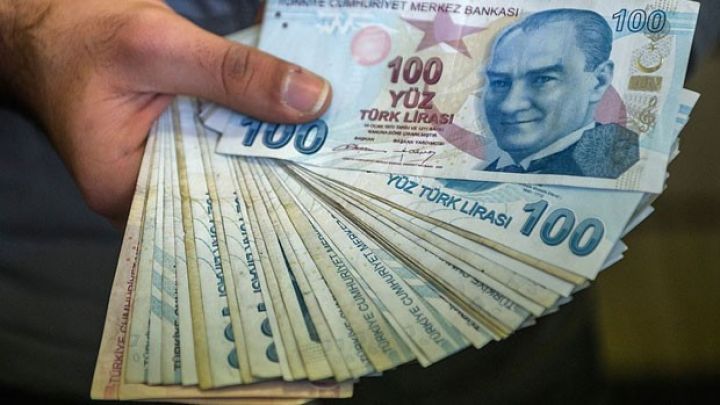 "Dünya qədər Dollar TL-yə çevrilir"