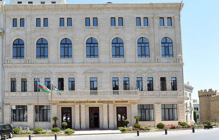 Konstitusiya Məhkəməsi “Az İmport” şirkətinin şikayətini təmin edib