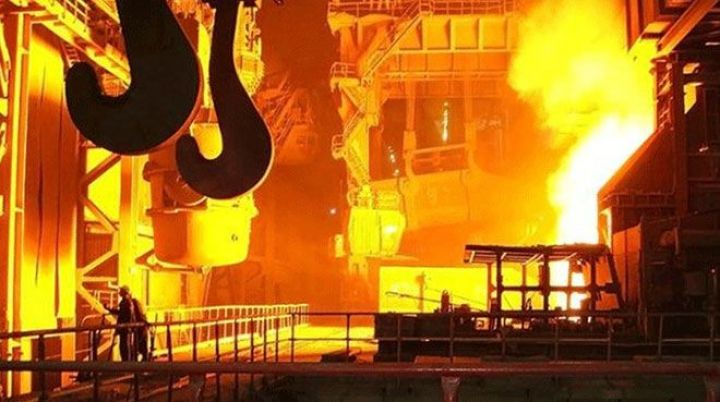 Qlobal xam polad istehsalı artıb