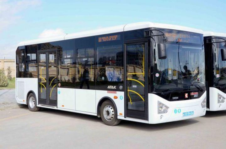 Pik saatlarda avtobuslarda gediş haqqı fərqli ola bilər