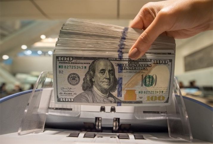 Dolların sabaha olan rəsmi məzənnəsi açıqlandı