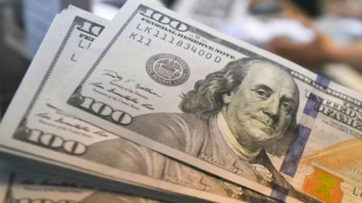 Dolların sabaha olan rəsmi məzənnəsi açıqlandı