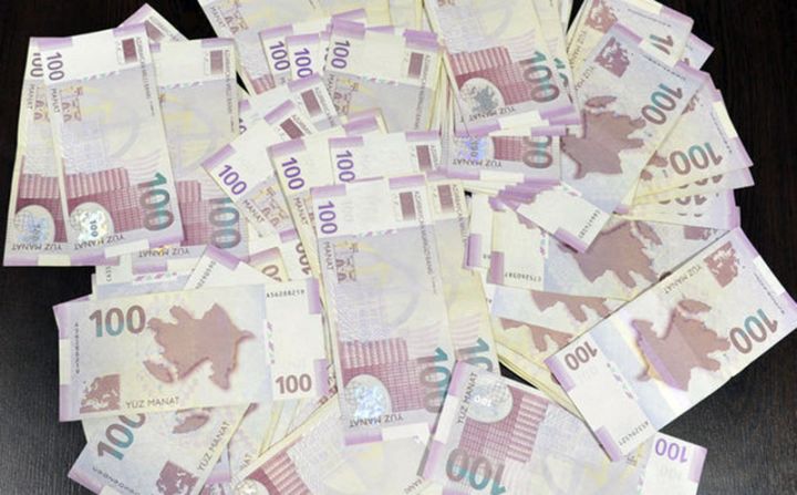 Azərbaycanda deputat ilk dəfə gəlirlərini açıqladı