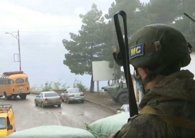 Rus sülhməramlılarının nəzarətində 26 mindən çox erməni  yaşayış yerlərinə qayıdıb