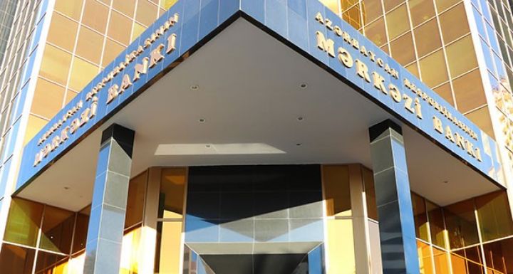 Depozit hərracında tələb təklifi 7 dəfə üstələyib