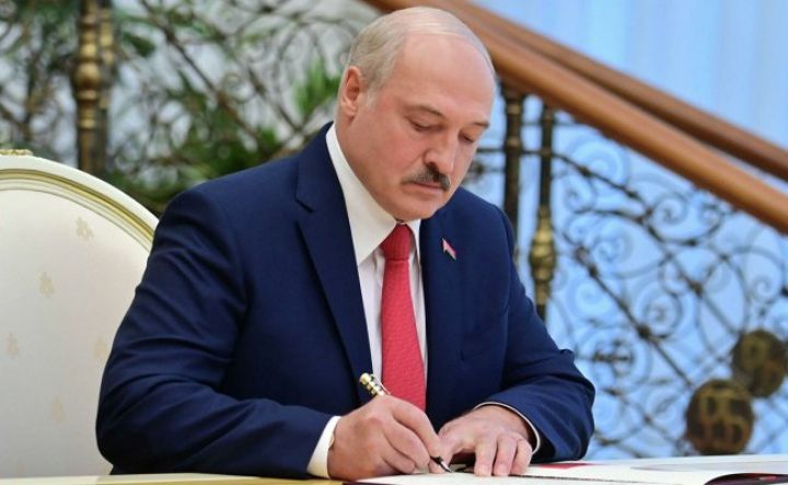 Belarus bir sıra qida məhsullarına ƏDV-ni endirib