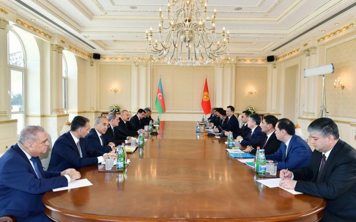 Azərbaycan və Qırğızıstan prezidentlərinin geniş tərkibdə görüşü keçirilir