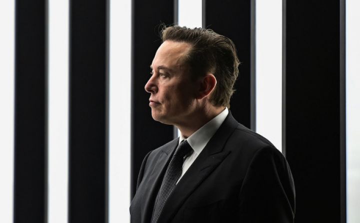 Mask Twitter-i 44 milyard dollara alır