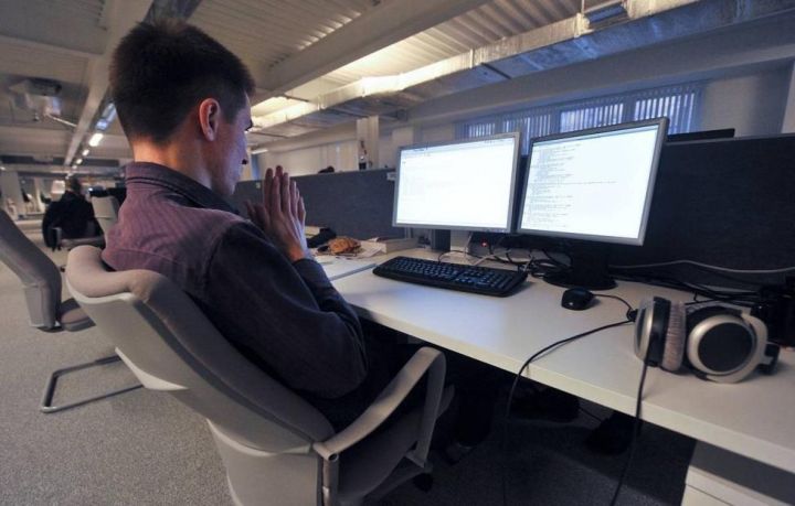 Rusiyada İT mütəxəssislərinə hərbi xidmətə çağırışdan möhlət verilməsi təklif olunur